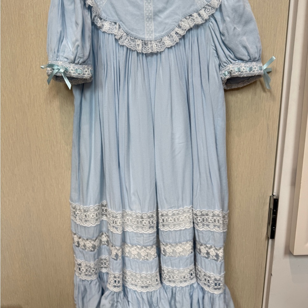 Blue Tiered Ruffled Sundress with Bishop Sleeves Size 6 Fits Big